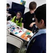 Alumnos de 5to A y B trabajando